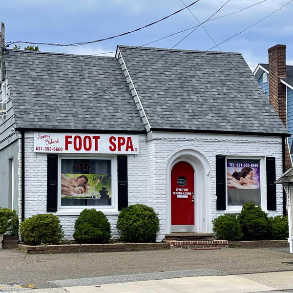 Sunny Island Foot Spa on Fort Salonga Road in Northport Village “appears to be vacant” since two arrests were made at the location earlier this month. 