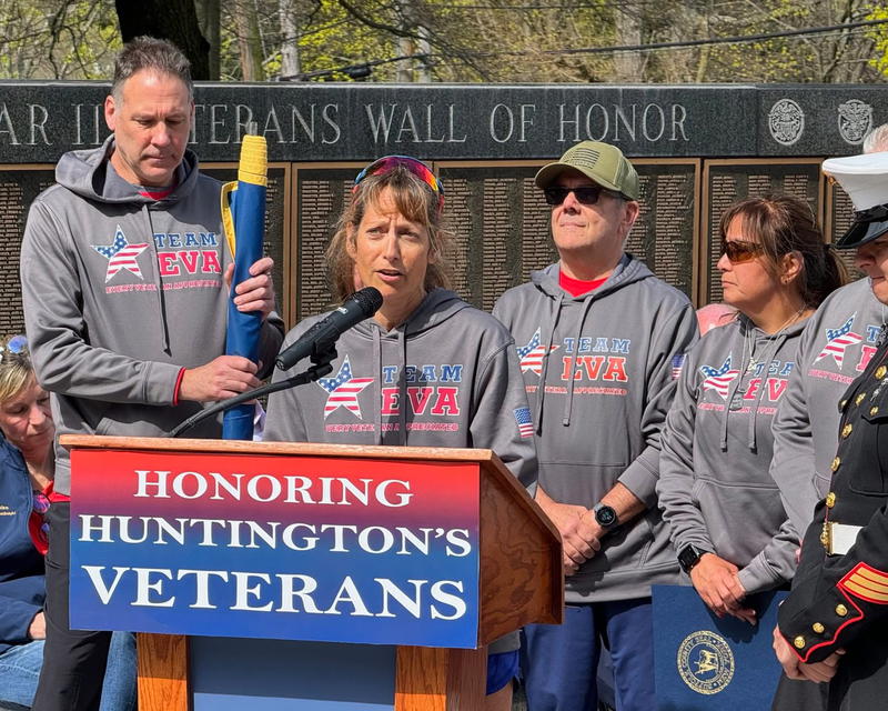 Ultra-marathoner and advocate for veterans, Eva Casale is pictured here at the Huntington stop of last year’s “Every Veteran Appreciated” week, during which she ran seven marathons in seven days. Image via Facebook.