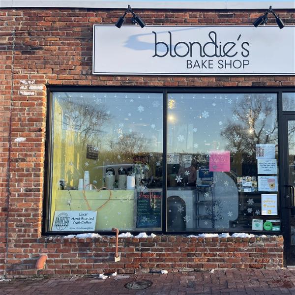 Blondie&#39;s Bake Shop in Centerport is closing its doors for good today, February 14, after 12 years in business. 